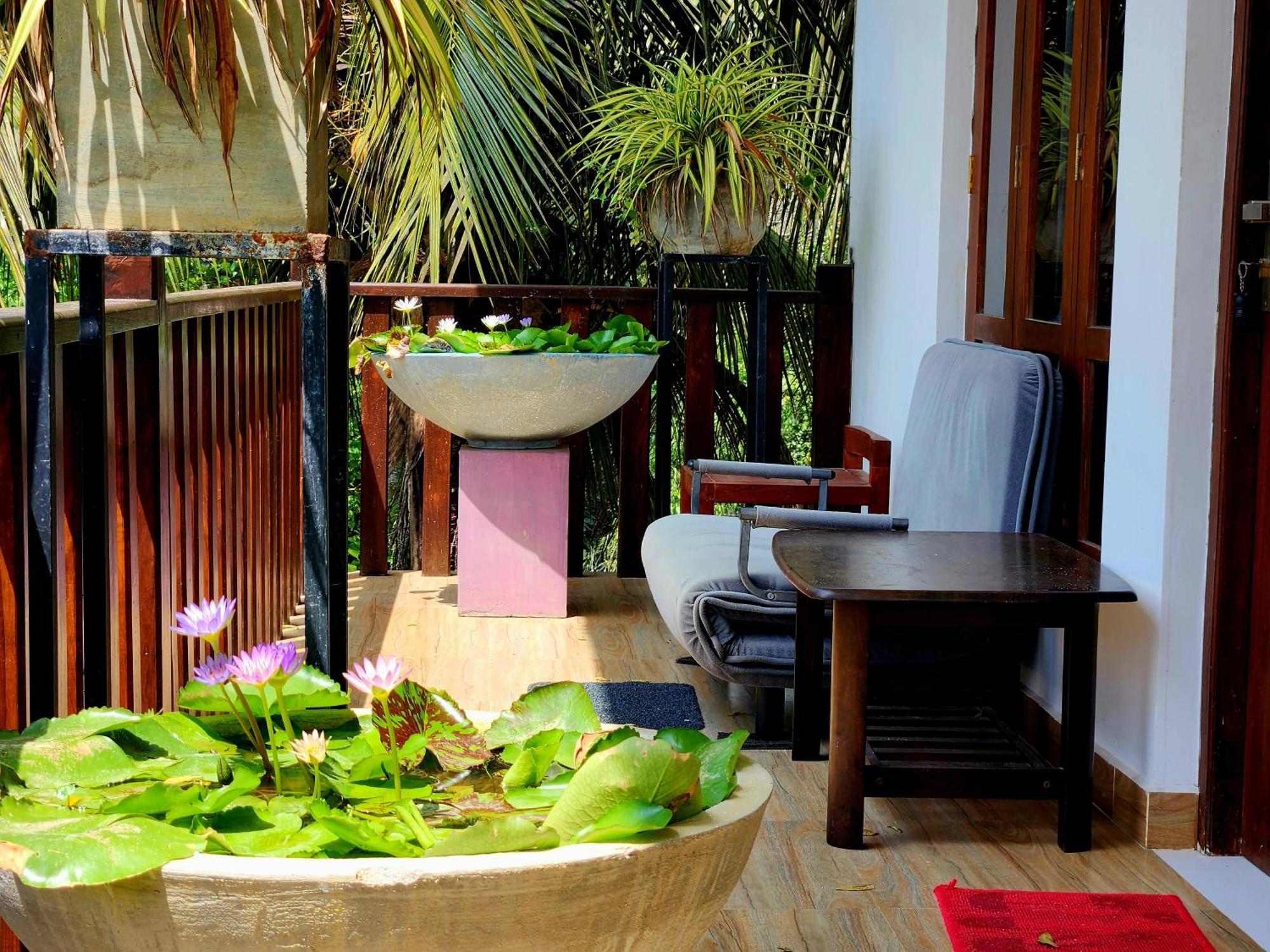 Sea Bay Inn Tangalle Exterior foto