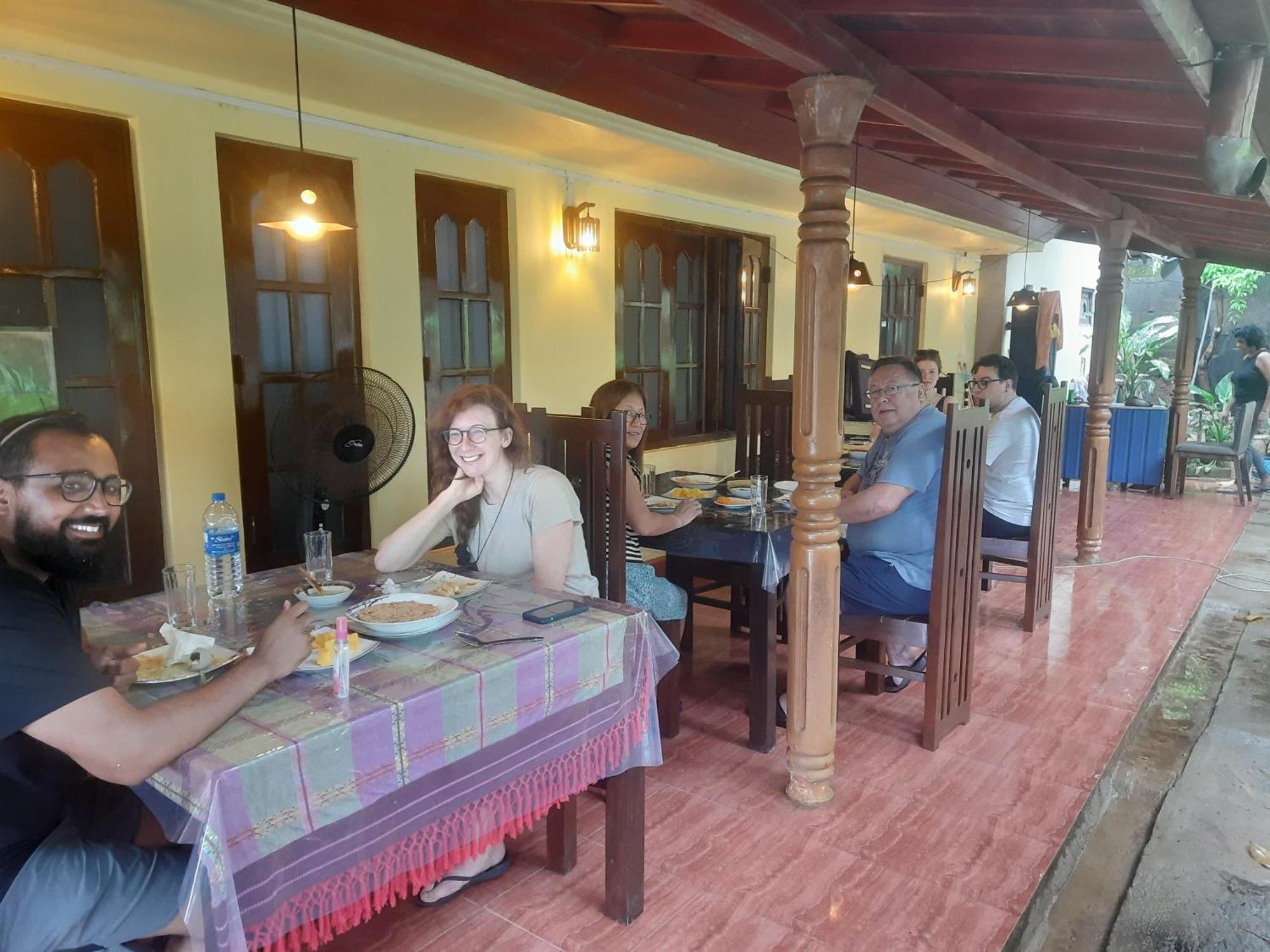 Sea Bay Inn Tangalle Exterior foto