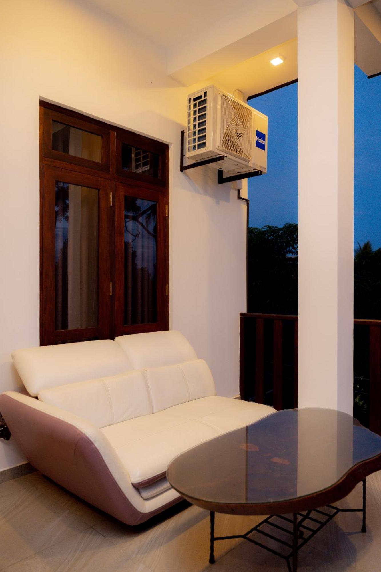 Sea Bay Inn Tangalle Exterior foto